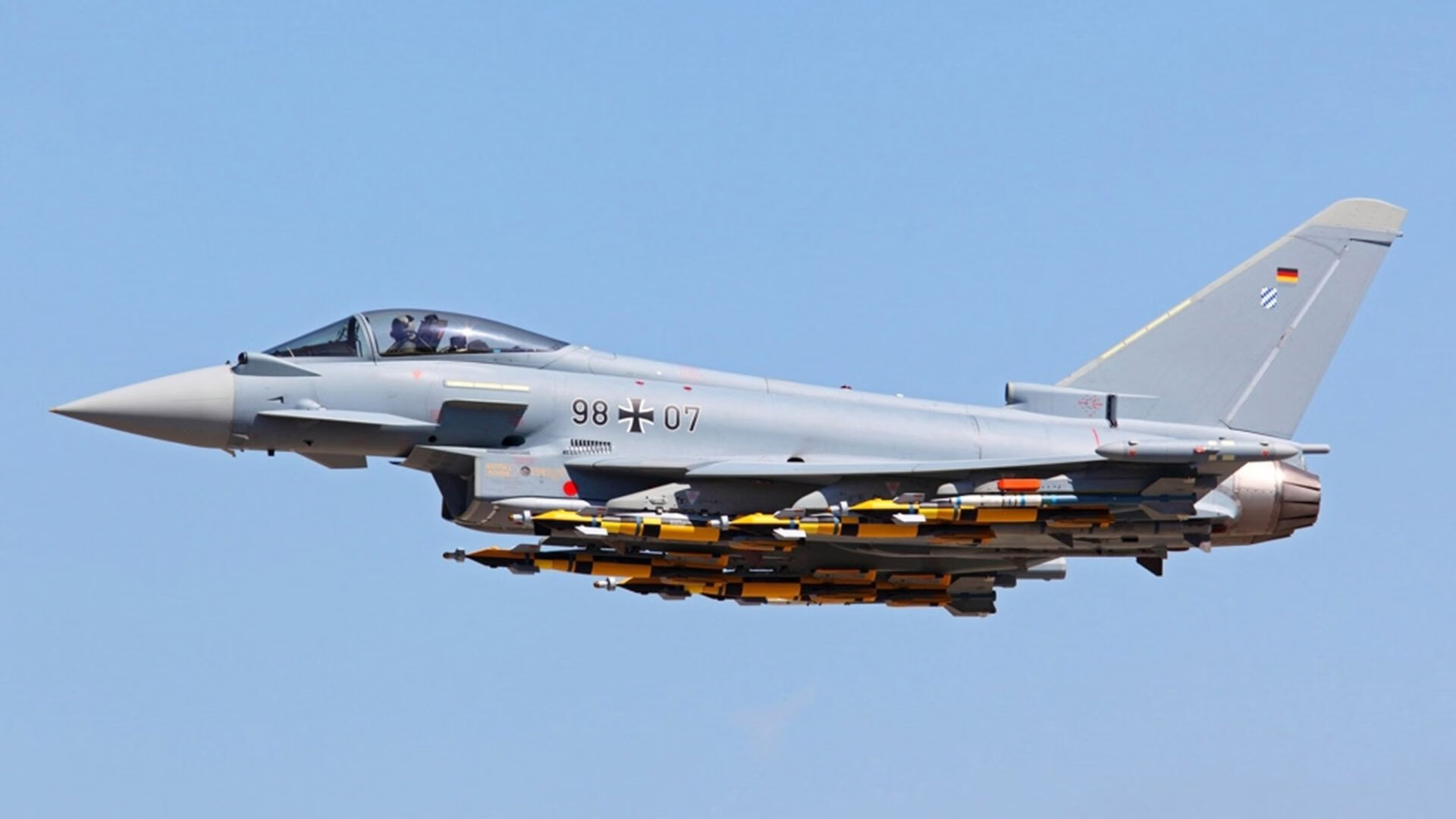 九游娱乐中心-_无人机飞跃挑战：空中速度与技巧的竞技_，无人机穿越比赛