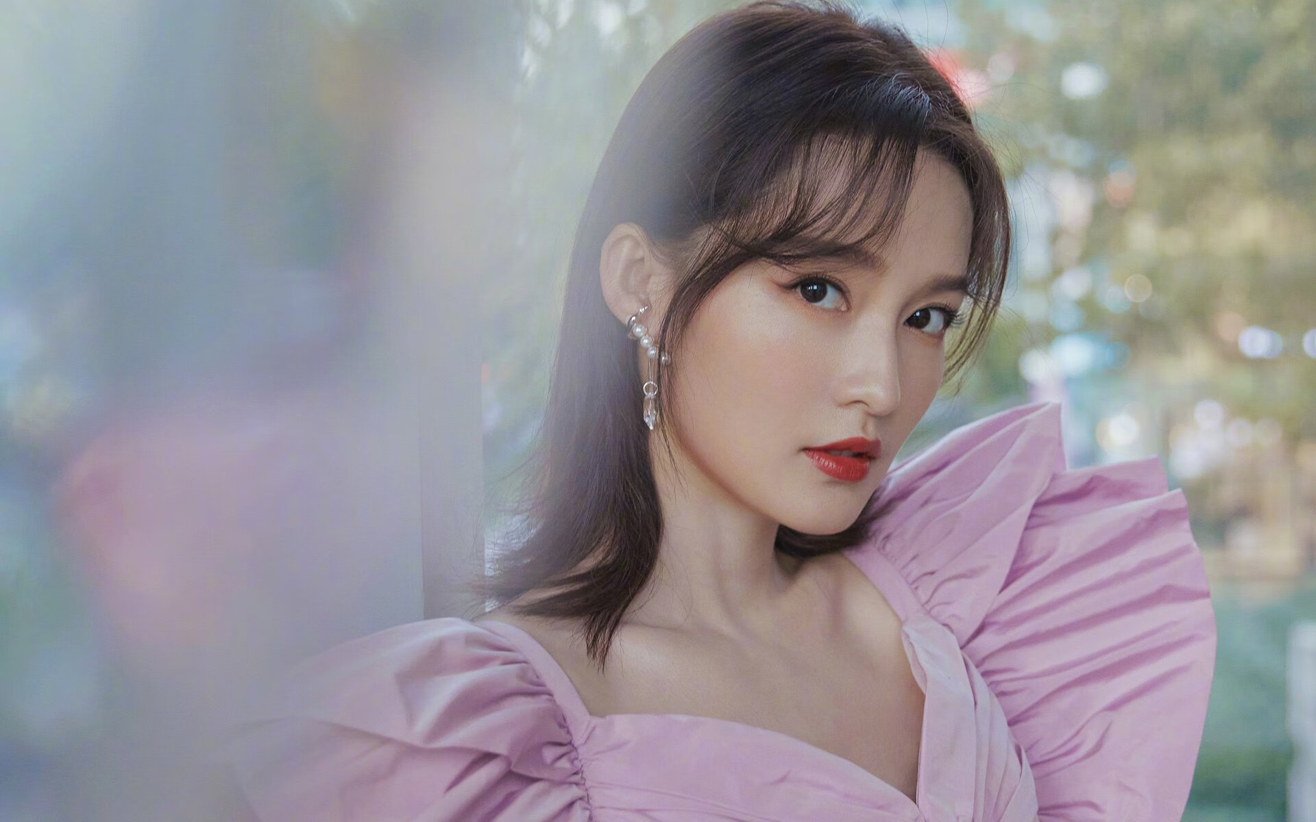 波黑击败乌克兰队，晋级欧国杯半决赛，波黑对波兰