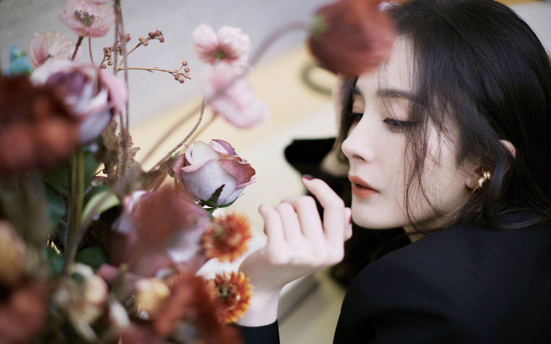 “亲子奔跑，香港牛仔3K亲子跑让亲情与运动融合”