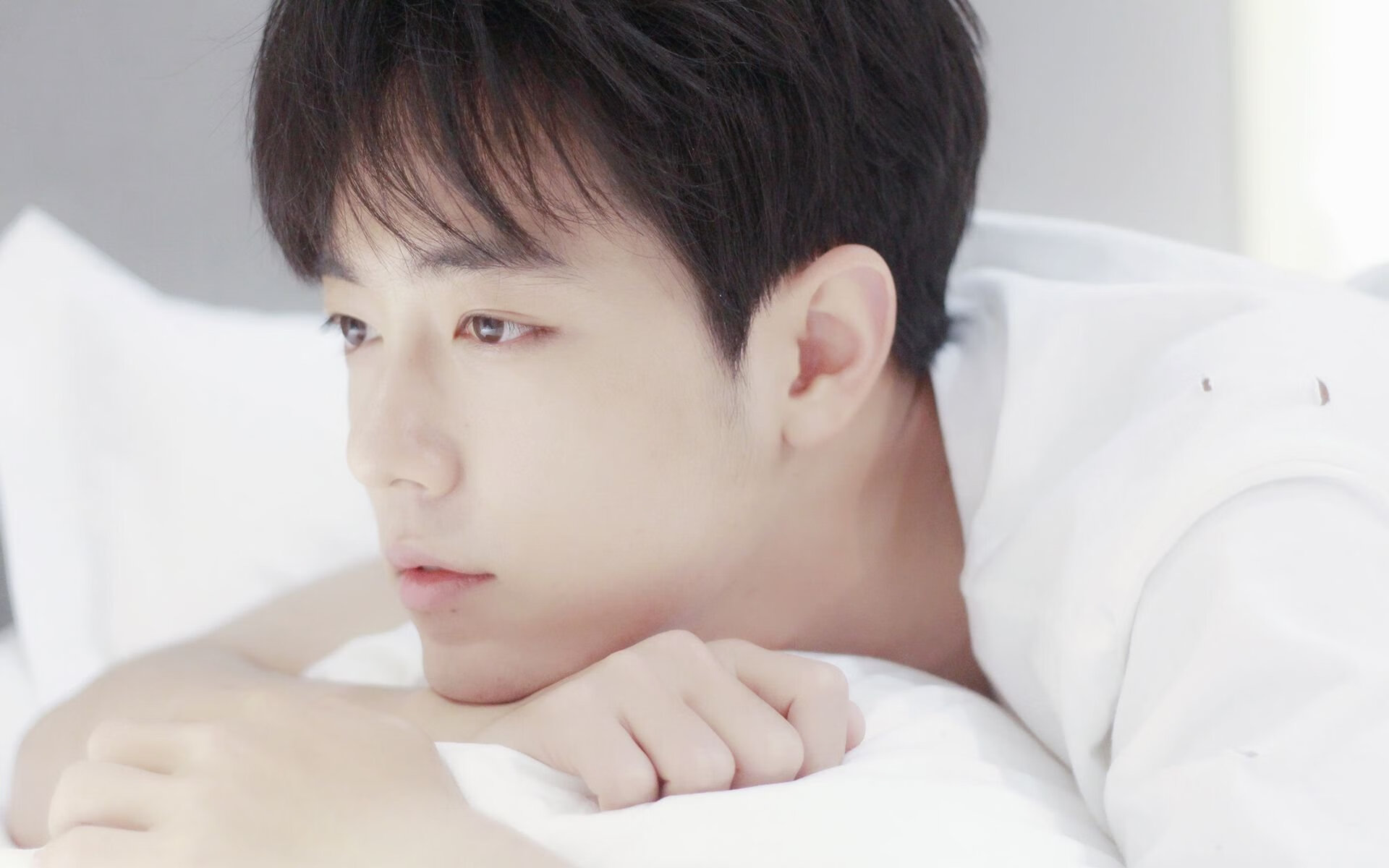 万乐天女子50米仰泳决赛表现稳健,万乐天获女子50米仰泳季军