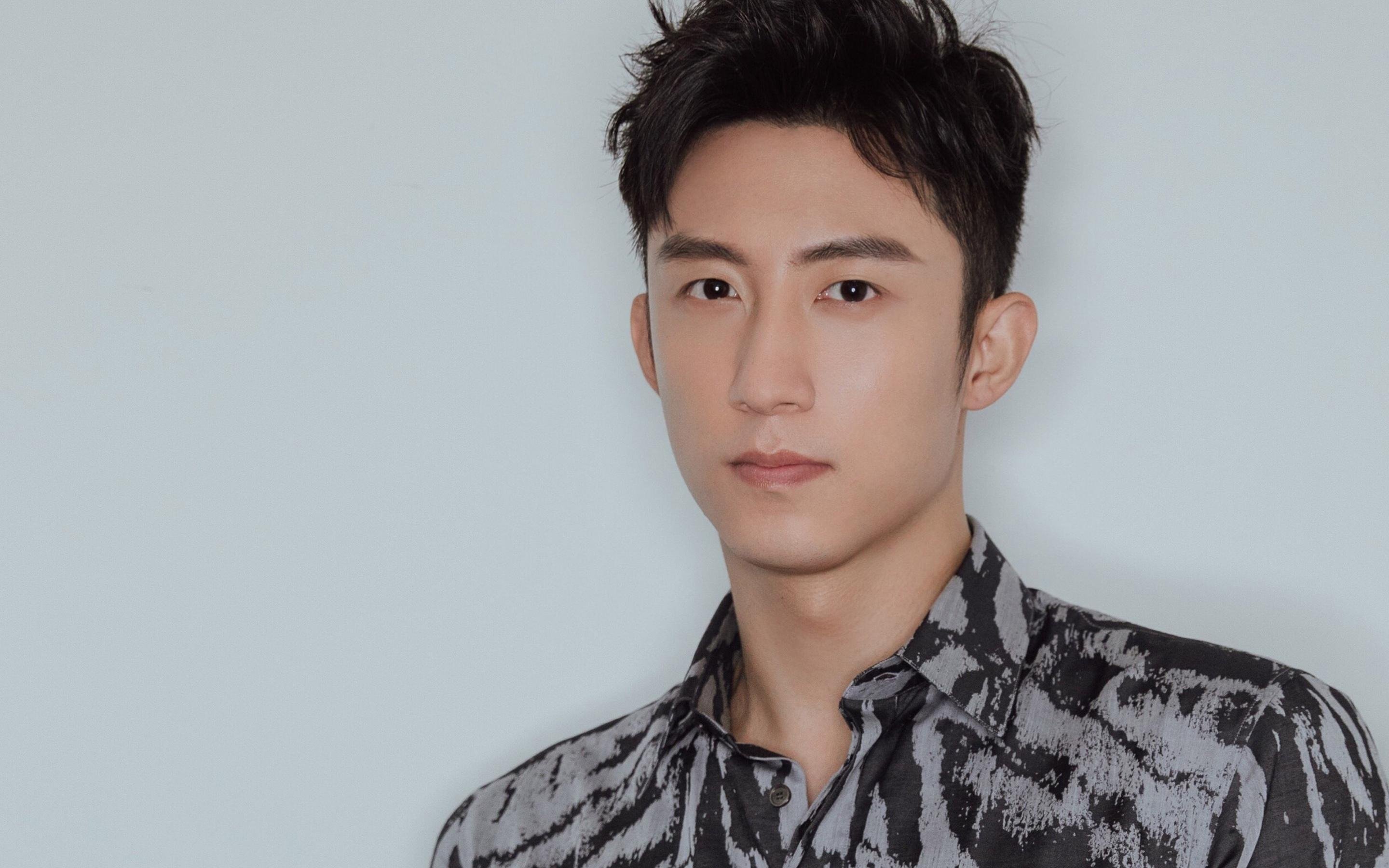 九游游戏中心-蝶泳转身效率助力选手快速加速，蝶泳转身规则